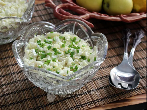 Фото блюда: Салат с кальмарами и печенью трески