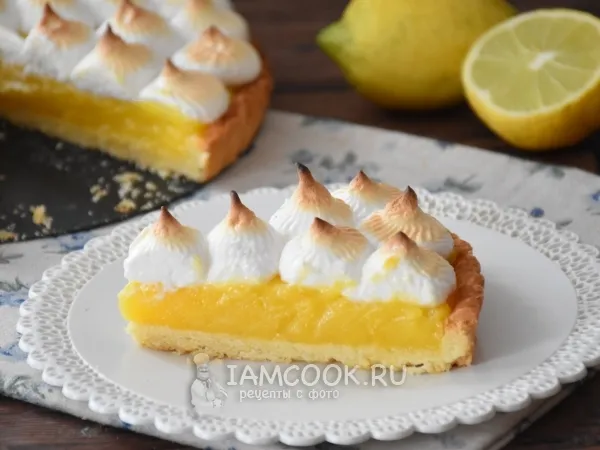 Фото готового блюда: Лимонный пирог с безе