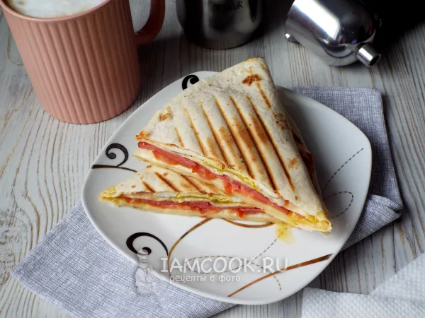 Фото готового блюда: Сэндвич из лаваша