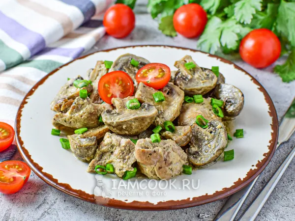 Фото блюда: Бедро индейки с грибами в духовке