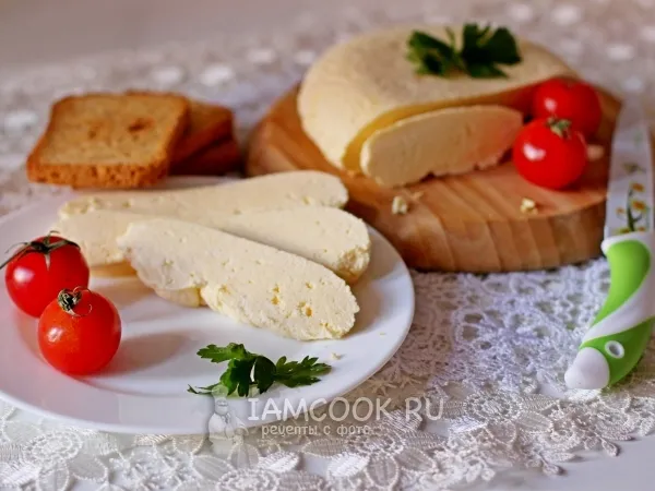 Фото блюда: Домашний сыр из молока и сметаны (с яйцами)