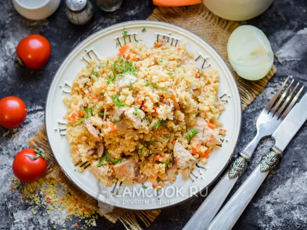 Фото готового блюда: Булгур со свининой на сковороде