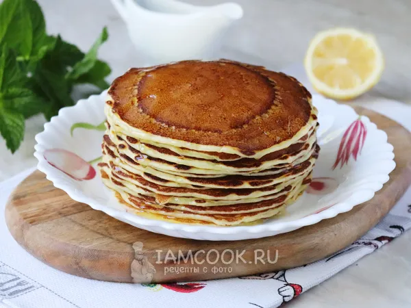 Фото готового блюда: Творожные панкейки на молоке