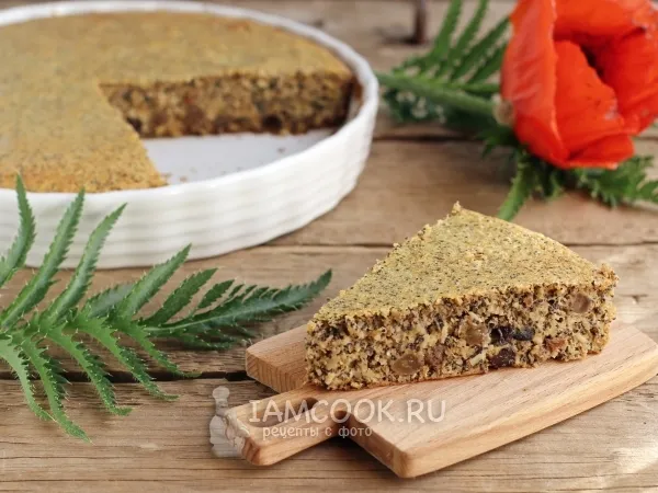 Фото готового блюда: Пирог с изюмом и орехами (без муки)