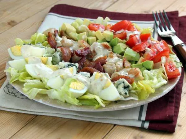 Фото готового блюда: Кобб салат