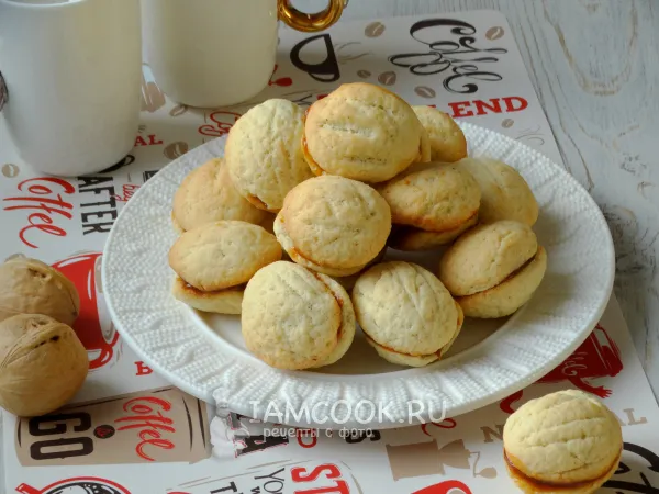 Фото готового блюда: Орешки со сгущенкой без орешницы