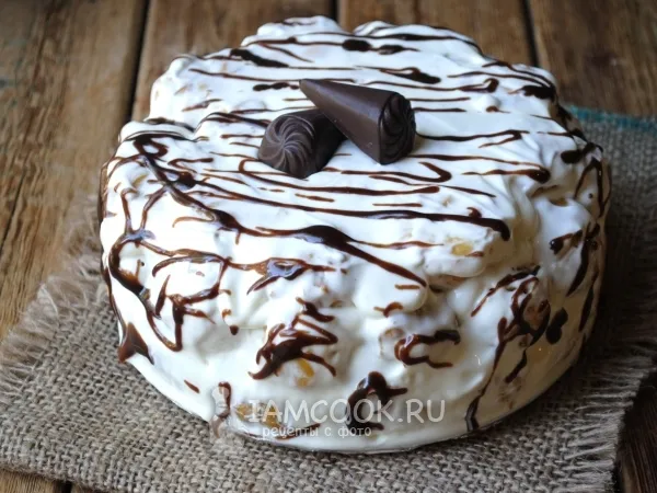 Фото блюда: Торт из профитролей со сметанным кремом