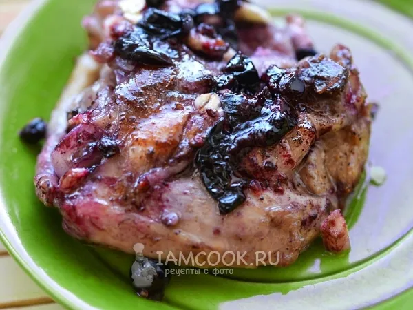 Фото блюда: Куриные бёдра в смородине