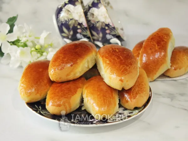 Фото готового блюда: Пирожки с ежевикой