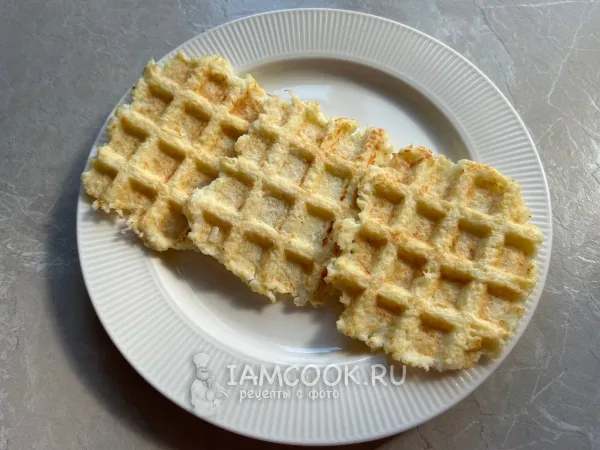 Фото готового блюда: Вафли из цветной капусты в вафельнице