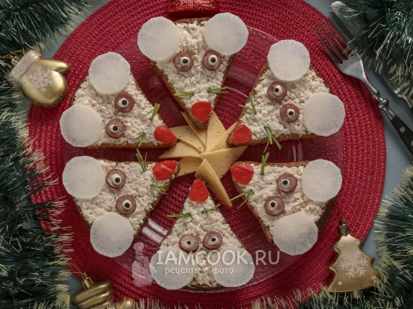 Фото готового блюда: Бутерброды «Мыши» с сыром, яйцом и крабовыми палочками