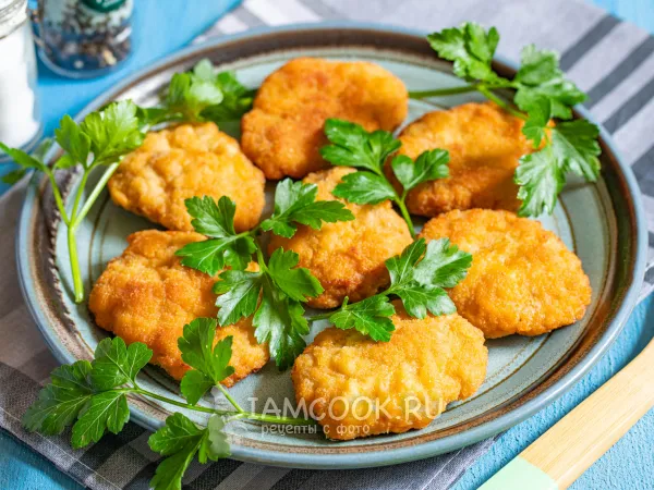 Фото готового блюда: Котлеты в панировке на сковороде