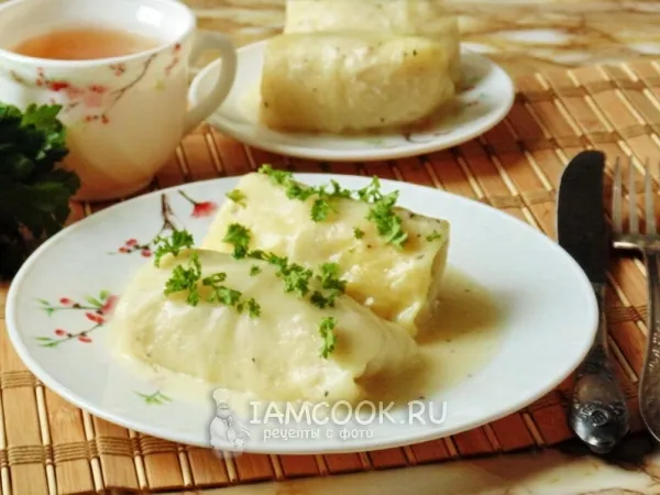 Фото готового блюда: Голубцы в сметанном соусе