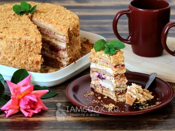 Фото блюда: Торт «Медовик» со сметанным кремом