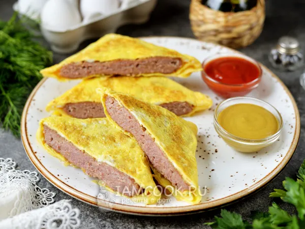 Фото готового блюда: Шницель по-елецки в омлете