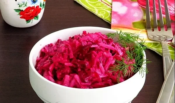 Фото блюда: Салат из топинамбура и свёклы