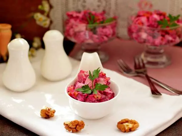 Фото блюда: Салат из свеклы и курицы