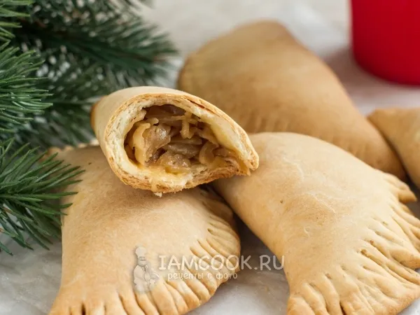 Фото блюда: Пирожки с капустой на кефире в духовке