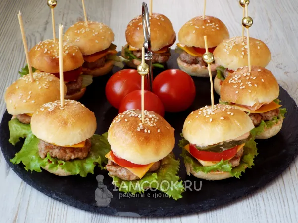 Фото блюда: Мини-бургеры (канапе)