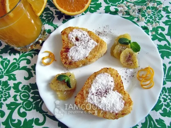 Фото готового блюда: Французские тосты в виде сердца