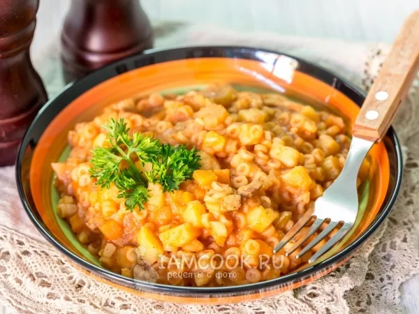 Фото блюда: Паста с картофелем, салом и овощами