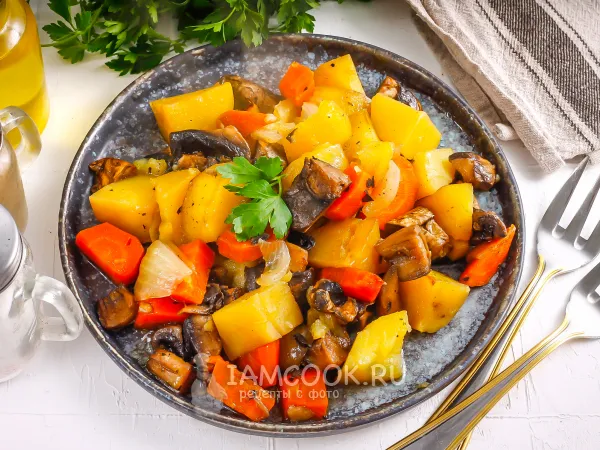 Фото блюда: Постное жаркое в горшочках (с грибами)