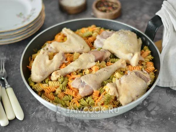 Фото блюда: Макароны с вареной курицей
