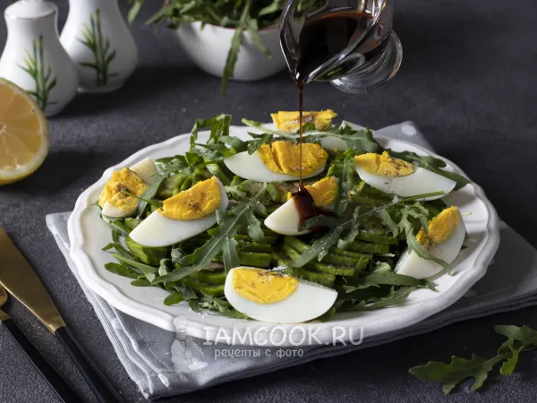 Фото блюда: Салат с рукколой, авокадо и яйцом