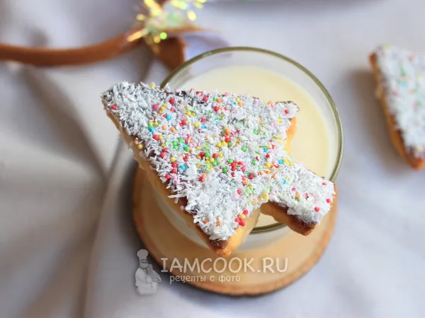 Фото готового блюда: Новогоднее творожное печенье (в виде ёлочки)