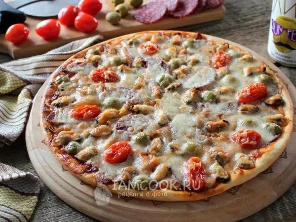 Фото готового блюда: Пицца с мидиями