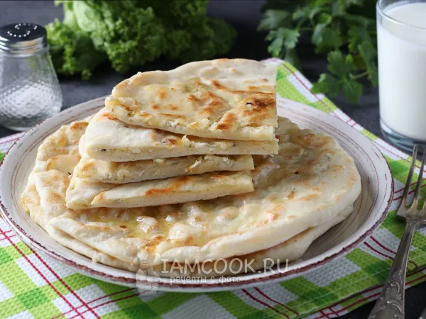 Фото блюда: Хачапури с брынзой и творогом