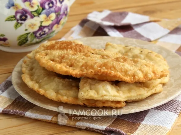 Фото готового блюда: Чебуреки в мультиварке