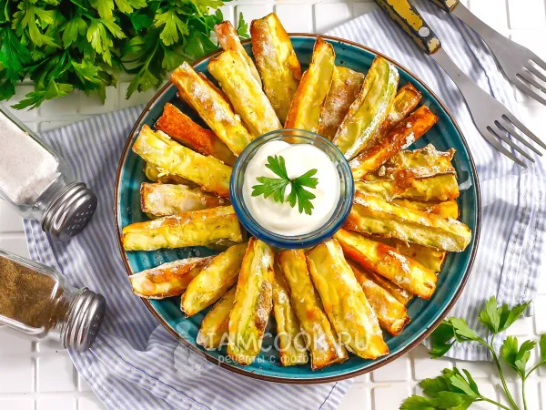 Фото готового блюда: Наггетсы из кабачков брусочками в духовке