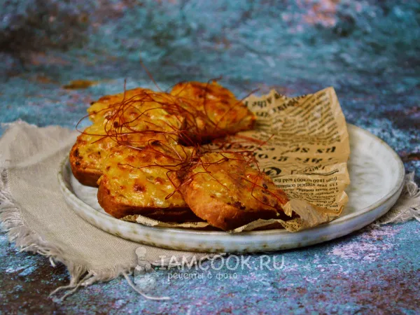 Фото готового блюда: Горячие луковые бутерброды