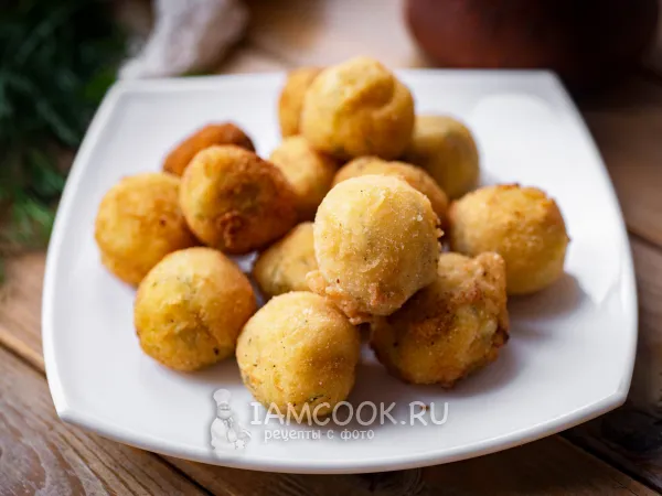 Фото готового блюда: Картофельно-сырные шарики во фритюре