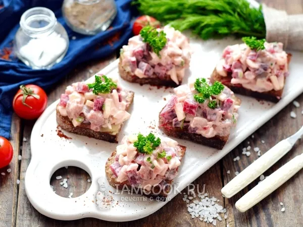 Фото готового блюда: Тартар из сельди и свеклы