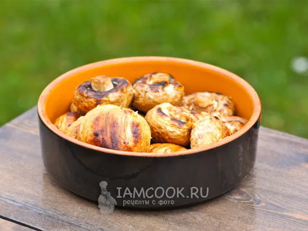 Фото готового блюда: Шампиньоны в майонезе и соевом соусе на гриле