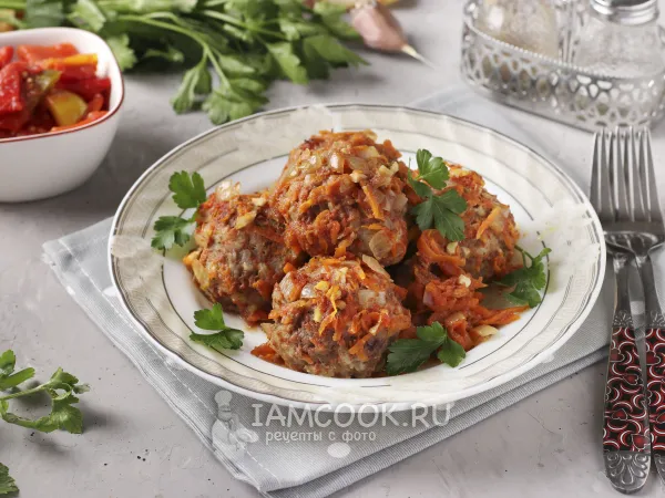 Фото готового блюда: Тефтели в томатно-соевом соусе в духовке