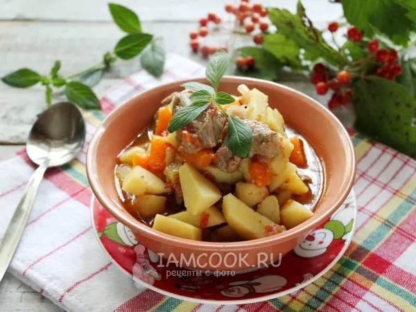 Фото блюда: Жаркое из баранины с картофелем