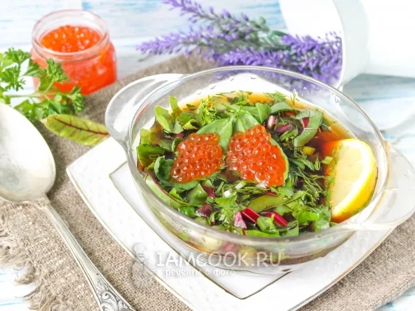 Фото готового блюда: Ботвинья со шпинатом и щавелем