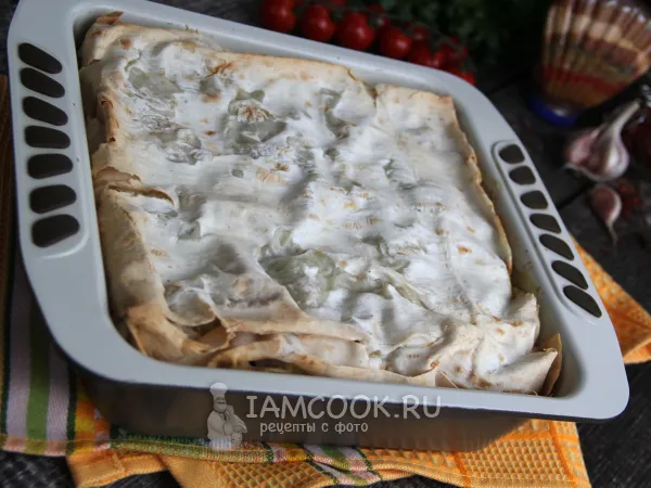 Фото блюда: Картошка с мясом в лаваше в духовке