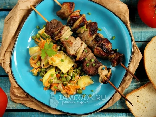 Фото блюда: Шашлык из свинины с овощами в духовке