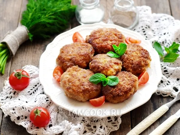 Фото блюда: Котлеты из говядины с пекинской капустой