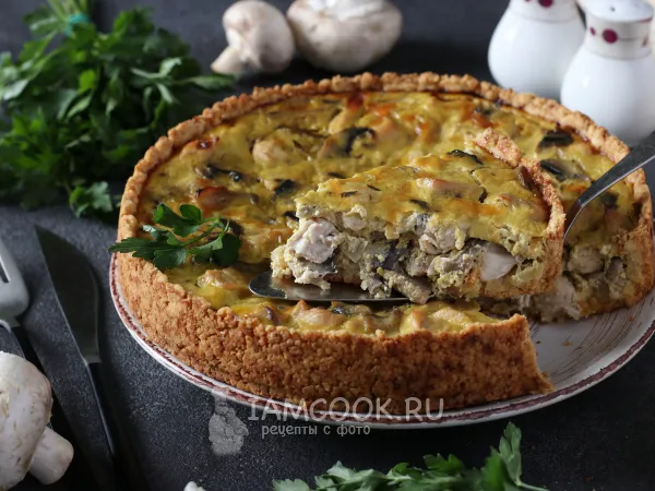 Фото готового блюда: Киш с индейкой и грибами
