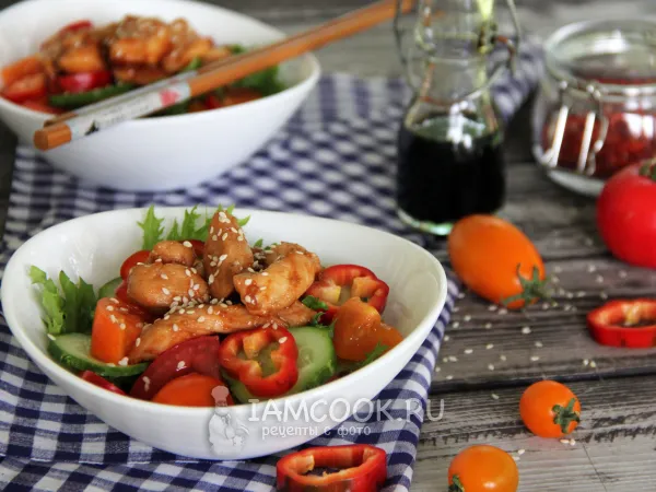 Фото блюда: Тёплый салат с курицей терияки