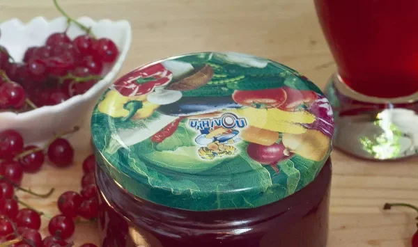 Фото блюда: Сок из красной смородины на зиму