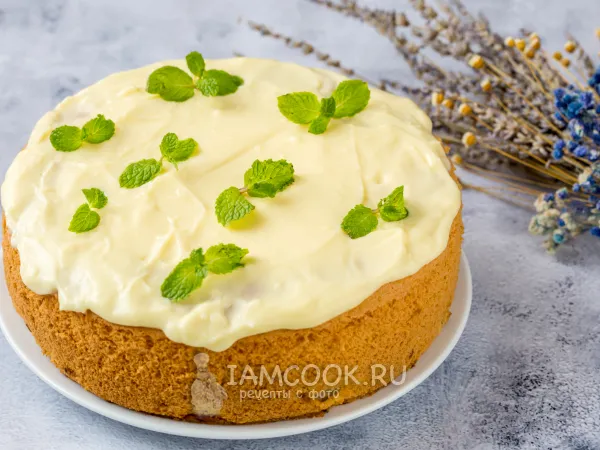 Фото блюда: Шарлотка с яблоками и заварным кремом