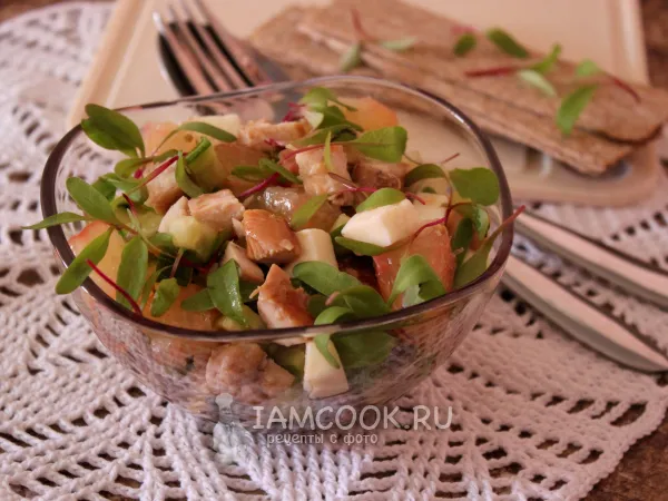 Фото блюда: Салат с курицей и помело