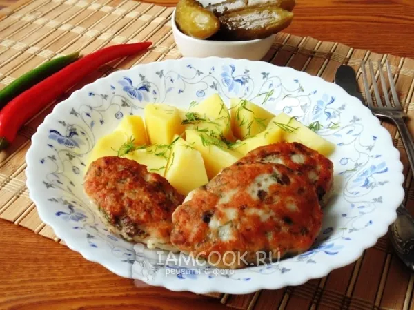 Фото блюда: Котлеты из индейки с грибами и укропом