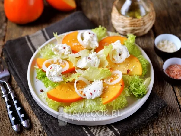 Фото блюда: Салат из хурмы с луком